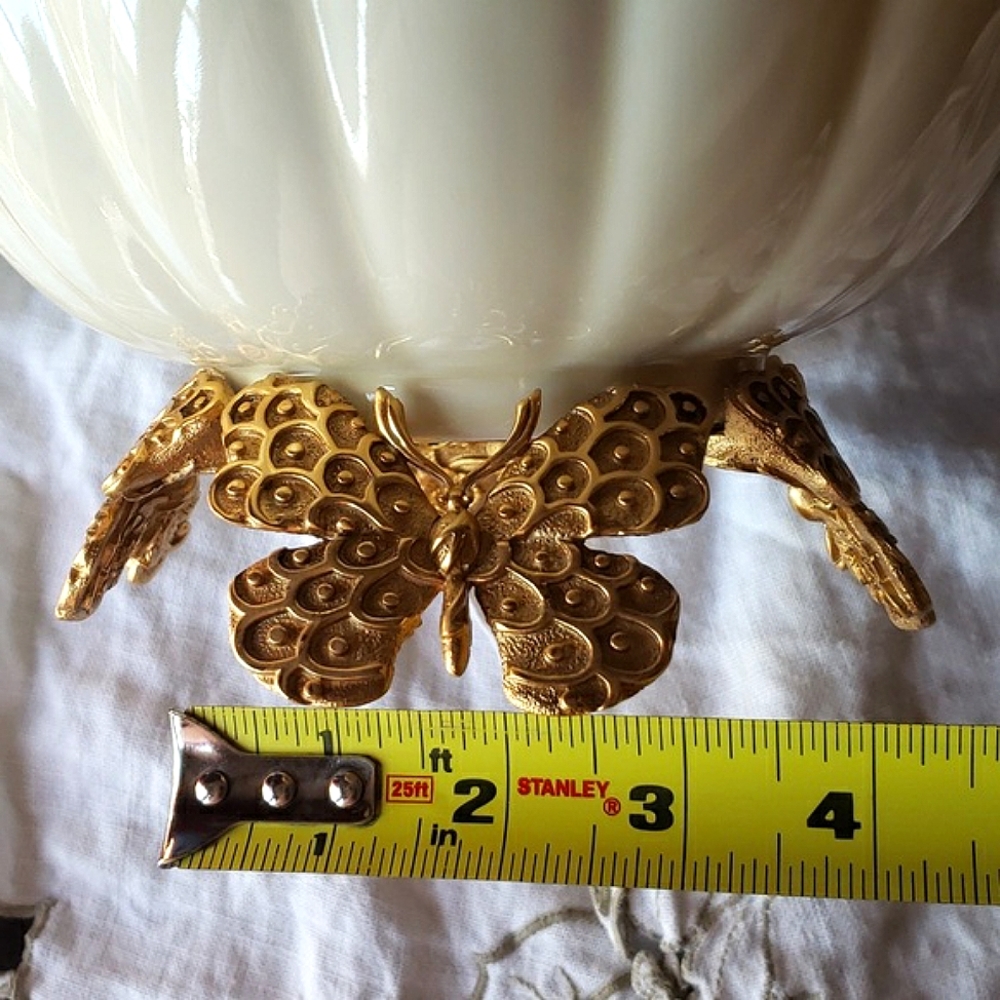 Jay Strongwater Catalina Porcelain Fluted Butterfly Bowl - Picture 12 of 14